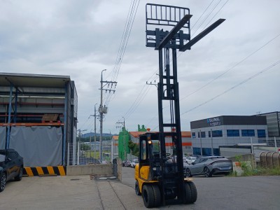 중고지게차 현대 3톤 3단마스트 더블 자동발 디젤지게차 1350…