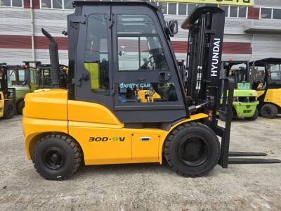 신차 [현대] 25년식 3톤 3단 캐빈 디젤 지게차