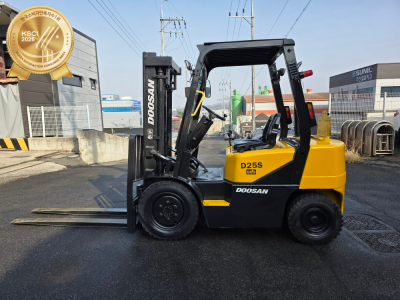 잔고장적은 노랭이모델  순정엔진 습식브레이크  [두산 D25S-…