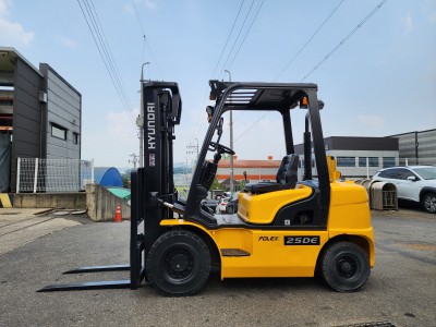 중고 [현대] 포렉스 2.5톤 디젤 지게차