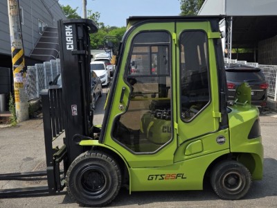 [특A급] 클라크 2.5톤 3단 싸이드쉬프트 지게차