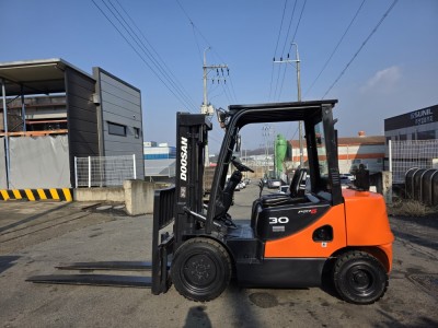 ★얀마엔진 미션컨디션 좋음 [두산 D30SE-5] 14년식 3톤…