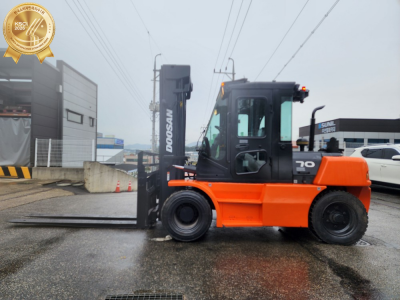 두산 7톤 [D70S-5] / 하이3단 4스플 풀캐빈장착