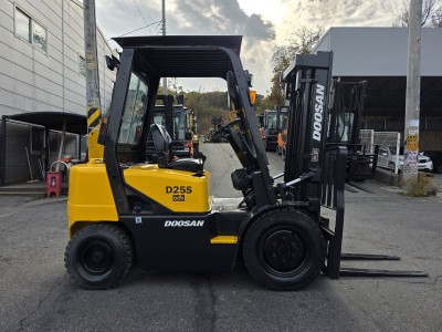 ※상태최상급※ 중고 [두산] 00년식 2.5톤 디젤 지게차