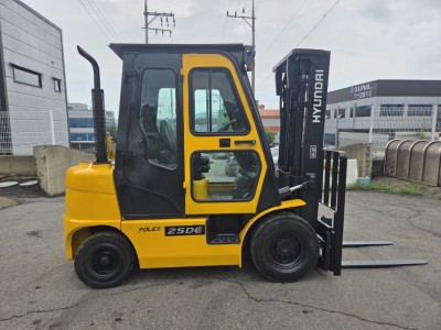 중고 [현대] 2.5톤 복합형 지게차