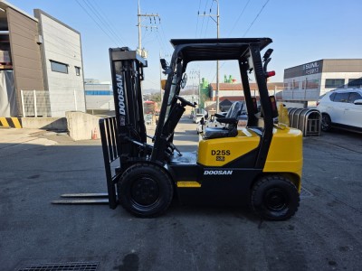 잔고장 적은 노랭이 엔진미션 컨디션 좋음 [★두산D25S-3★]…