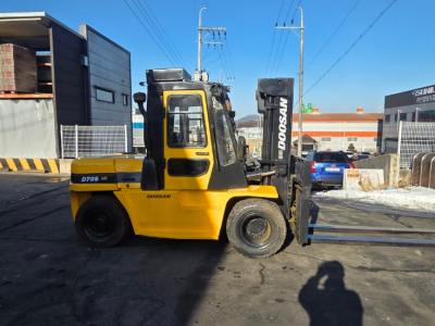 순정DB58엔진 6기통탑재 미션힘 좋음 / [두산 D70S-3]…