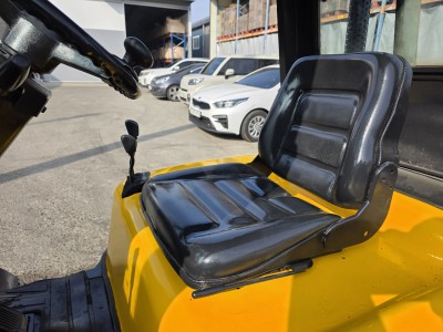 제값 다하는 두산 2.5톤 중고지게차,무넘버 디젤지게차 980만…