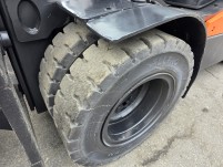 중고지게차 두산 4.5톤 힌지드 바가지차 디젤지게차 1650…