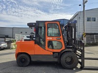 특A급 두산 중고지게차 4.5톤 3단 자동발 에어컨 풀옵션 …