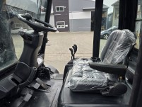 팔팔한 중고지게차 두산 4.5톤 힌지드 바가지차 디젤지게차 …