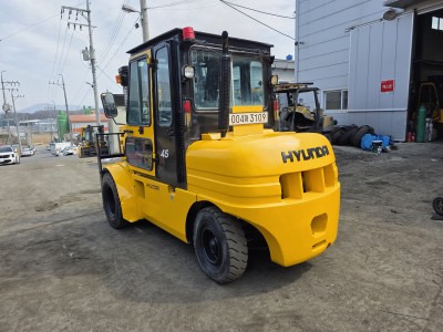 가성비 최고 현대 4.5톤 더블 캐빈 자동발 중고지게차 매매 1…