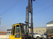 특A급 현대 3톤 3단마스트 2019년식 자동발 캐빈 270…