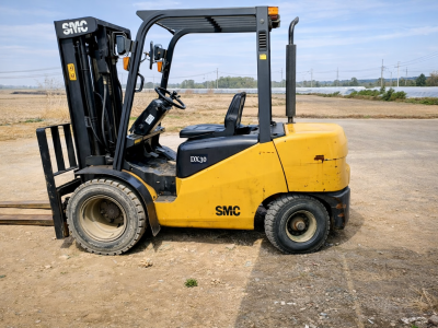 SMC 3톤 지게차 / 더블 + 3단 + 자동발 / 1250만원