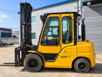 현대 3톤 지게차 / 풀옵션 / 에어컨 / 3단 / 자동발 …