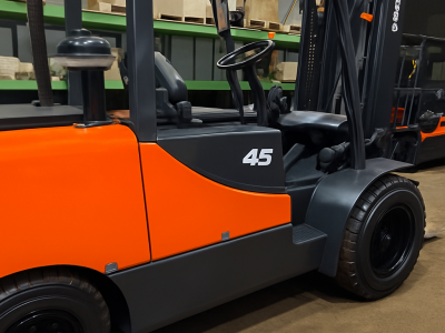 두산 4.5톤 지게차 판매합니다.