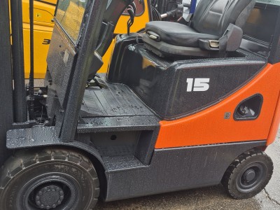 두산 1.5톤 중고 지게차 1,250만원 판매!