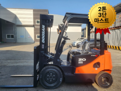 중고지게차 매매 두산 2톤 3단마스트 13년식 디젤지게차