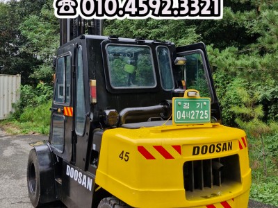 두산 4.5톤 3단마스타 디젤지게차
