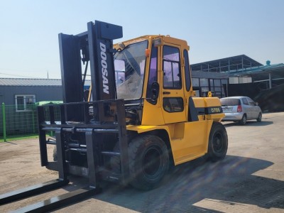 중고지게차 두산7톤 자동발 디젤지게차