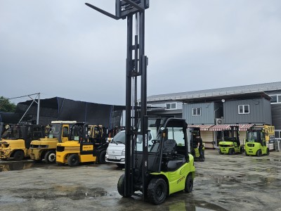 중고지게차 삼성클라크2.5톤 3단 자동발 디젤지게차