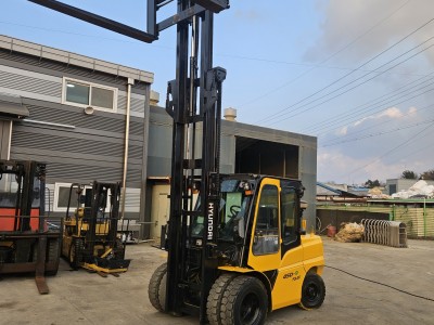 중고지게차 현대포렉스4.5톤 듀얼3단마스트 자동발 디젤지게차