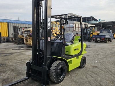 중고지게차 삼성클라크2톤 하이마스트 디젤지게차