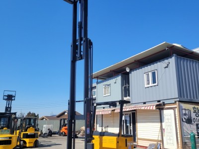 중고지게차 TCM1.5톤 3단마스트 입승식 전동지게차