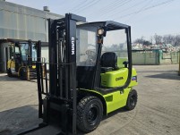 중고지게차 삼성클라크2톤 통타이어 디젤지게차