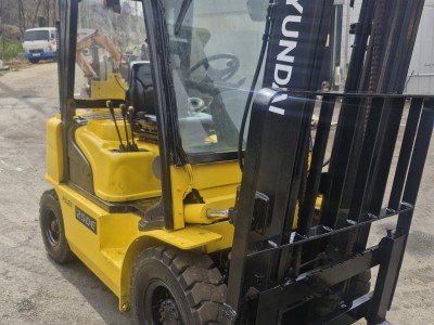 현대포렉스25DE 중고지게차