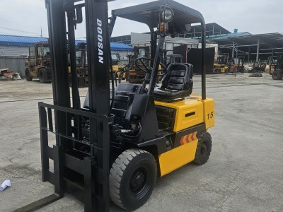 [저렴한지게차] 두산1.5톤 중고 디젤지게차