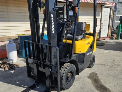 중고지게차 두산1.5톤 디젤지게차