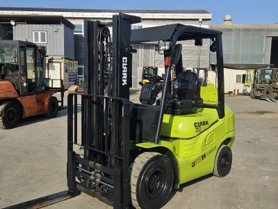 중고지게차 삼성클라크2.5톤 자동발 디젤지게차