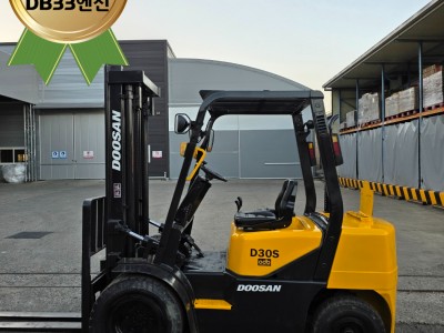두산 3톤 디젤지게차 D30S-3 / 습식브레이크, 더블타이어 …