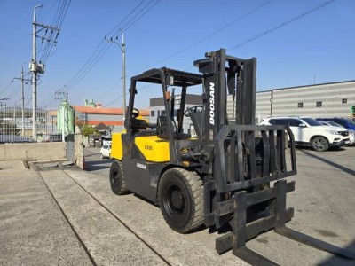 중고지게차 두산 3.5톤 힌지드 흰지드 바가지차 디젤지게차