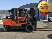 지게차 매매 특특A급 두산 4.5톤 17년식 2000시간대 …