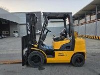 현대 2.5톤 14년식 자동발 디젤지게차 중고지게차 매매