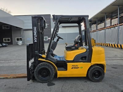 현대 2.5톤 14년식 자동발 디젤지게차 중고지게차 매매