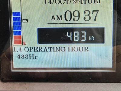 17년식 클라크 1.5톤 3단마스트 입식 전동지게차