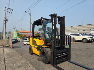 현대 3톤 자동발 디젤지게차 중고지게차 1500만원