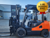 A급 두산 3.3톤 2020년식 힌지드 바가지차 디젤지게차 …