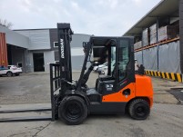 중고지게차 두산 3.3톤 더블타이어 자동발 디젤지게차