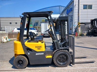 중고지게차 두산 2톤 3단마스트 디젤지게차 가성비 매물