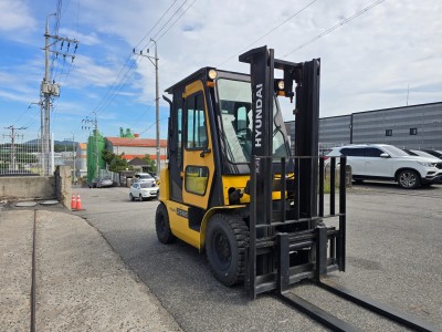 특A급 현대 2.5톤 12년식 4천시간 쉬프트 디젤지게차 중고지…