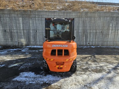 중고지게차 두산 D45S-5 4.5톤 디젤지게차