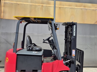 니찌유 전동 2.5톤