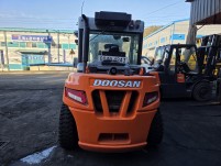 두산 7톤 듀얼3단 풀옵션 중고지게차