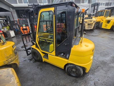 현대지게차 25DE 디젤 2.5톤 중고지게차