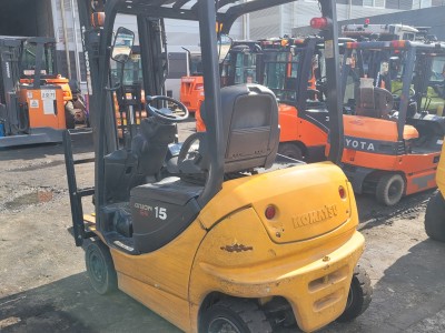 코마츠 1.5톤 3단마스트 5미터상승 좌식전동 전기지게차 저렴하…