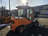 두산 3.5톤 3단마스트 로드스태빌라이저 중고지게차